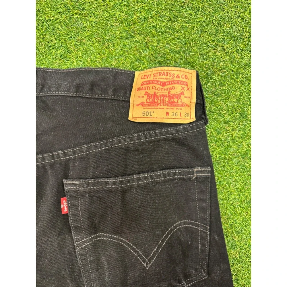 Levis 501 Original Fit Black Denim Button‎ Fly Straight Leg Jeans Mens 36x30